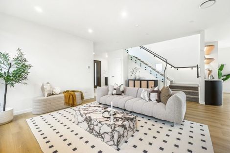 Photo of property in 29 Streamview Way, Long Bay, Auckland, 0630