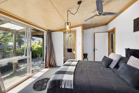 Photo of property in 21 Calgher Avenue, Waitara, 4320