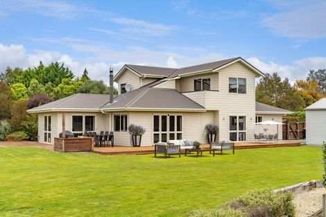 Photo of property in 56 Charles Street, Carterton, 5713