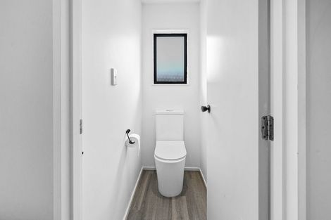 Photo of property in 35 Wilson Street, Islington, Christchurch, 8042