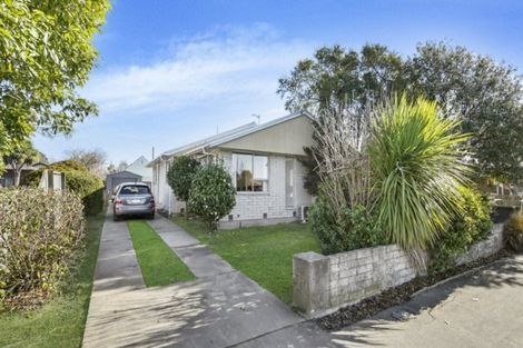 Photo of property in 355 Main North Road, Redwood, Christchurch, 8051