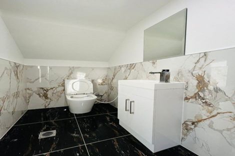 Photo of property in 10a Benton Place, Manurewa, Auckland, 2102