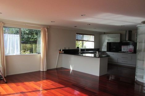 Photo of property in 27 Kilkelly Avenue, Pinehill, Auckland, 0632