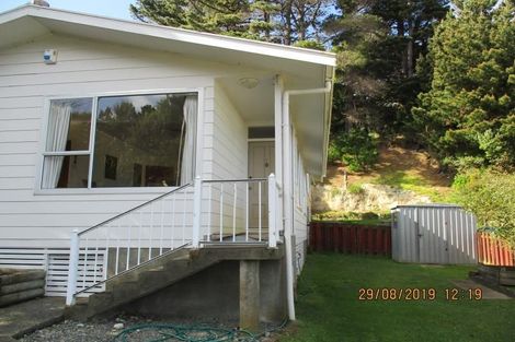 Photo of property in 3 Spruce Grove, Ranui, Porirua, 5024