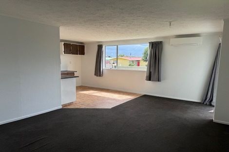 Photo of property in 24 Raupo Street, Castlecliff, Whanganui, 4501