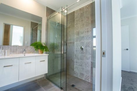 Photo of property in 40 Kohekohe Drive, Owhata, Rotorua, 3010