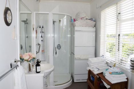 Photo of property in 19 Bell Street, Otaki, 5512