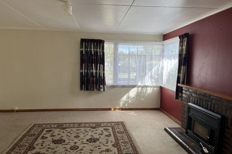 Photo of property in 15 Waterloo Crescent, Hokowhitu, Palmerston North, 4410