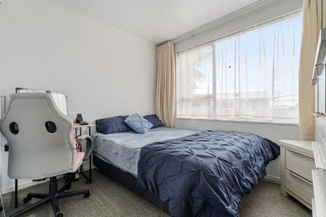 Photo of property in 8 Citril Place, Red Hill, Papakura, 2110