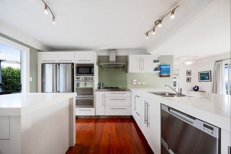 Photo of property in 245 Hibiscus Coast Highway, Red Beach, 0932