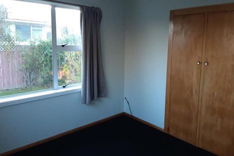 Photo of property in 21 Eglinton Street, Avondale, Christchurch, 8061
