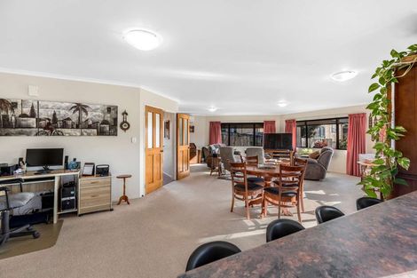 Photo of property in 3 Russell Street, Marton, 4710