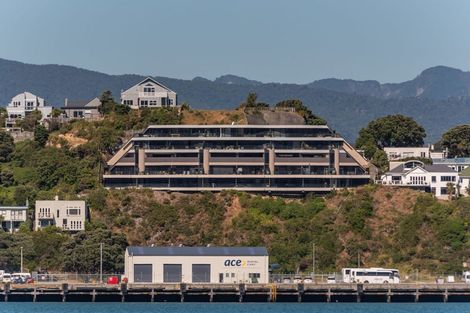 Photo of property in Shelley Bay Terraces, 13/61 Maupuia Road, Maupuia, Wellington, 6022