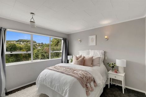 Photo of property in 34 Oak Avenue, Paremata, Porirua, 5024