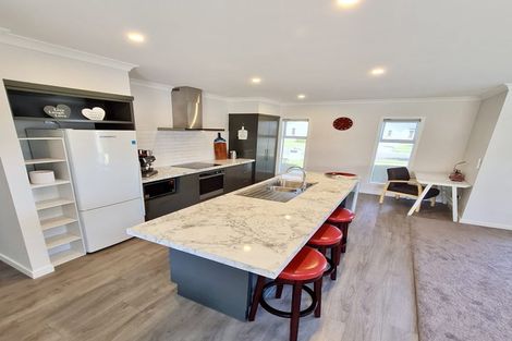 Photo of property in 4 Rotoiti Way, Poraiti, Napier, 4112