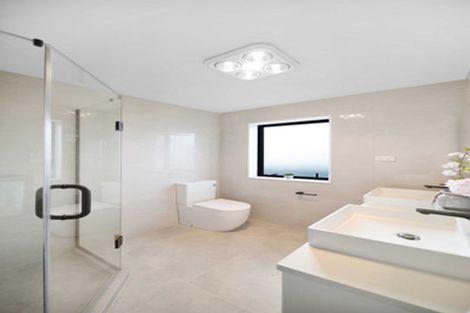 Photo of property in 9 Korowhiti Road, Clarks Beach, 2122