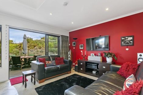 Photo of property in 2 Julies Way, Rangatira Park, Taupo, 3330