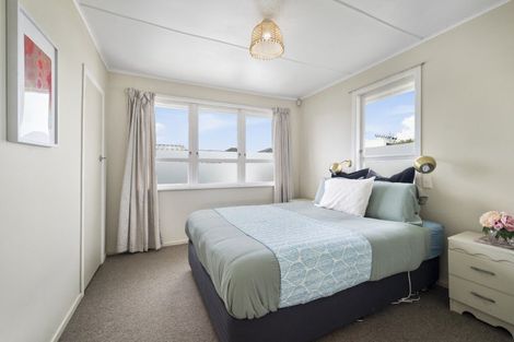 Photo of property in 2 Tapsell Road, Fairy Springs, Rotorua, 3015