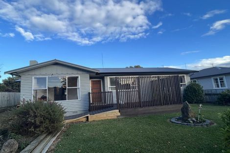 Photo of property in 24 Akaroa Avenue, Awapuni, Palmerston North, 4412