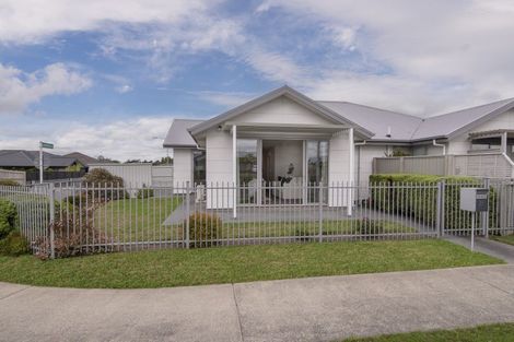 Photo of property in 21 Cassino Street, Rangiora, 7400