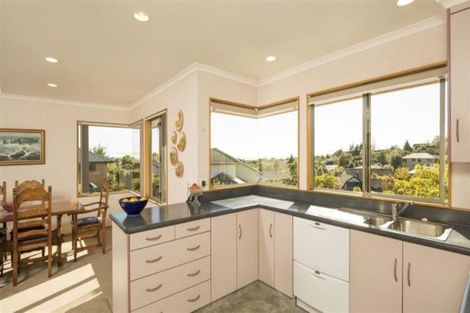 Photo of property in 14 Idesia Grove, Richmond, 7020