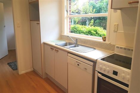 Photo of property in 6 Walton Avenue, Waikanae, 5036