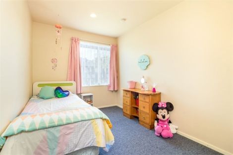 Photo of property in 4 Parkinson Place, Woodend, 7610