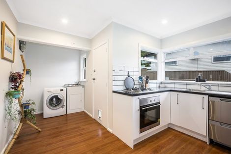 Photo of property in 32 Ruthven Road, Wainuiomata, Lower Hutt, 5014