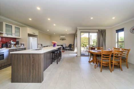 Photo of property in 29a Karina Terrace, Roslyn, Palmerston North, 4414