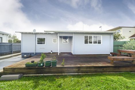 Photo of property in 126 Heretaunga Street, Palmerston North, 4414