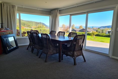 Photo of property in 13 Kestrel Lane, Kinloch, Taupo, 3377
