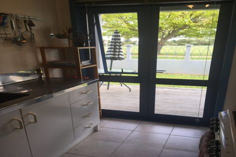 Photo of property in 16 Freyberg Street, Roslyn, Palmerston North, 4414