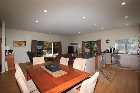 Photo of property in 41d Salisbury Road, Birkdale, Auckland, 0626