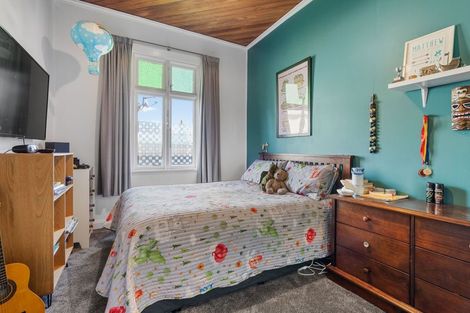 Photo of property in 52 Melbourne Street, South Dunedin, Dunedin, 9012
