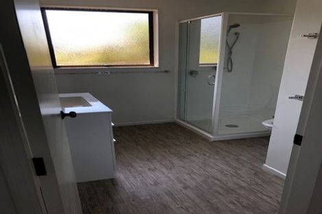 Photo of property in 19 Montclare Avenue, Ilam, Christchurch, 8041