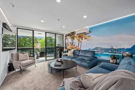 Photo of property in 1c/175 Hurstmere Road, Takapuna, Auckland, 0622