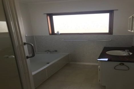 Photo of property in 1/131 Union Road, Howick, Auckland, 2014