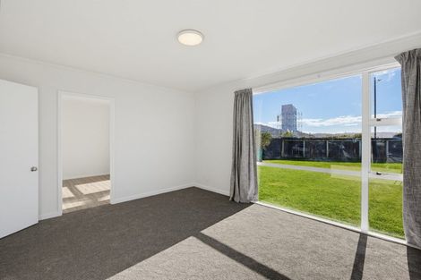 Photo of property in 1/163 Rongotai Road, Rongotai, Wellington, 6022