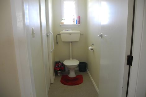 Photo of property in 2 Durham Street, Waimate, 7924