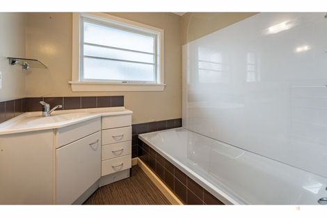 Photo of property in 7a Avenue Road, West End, Timaru, 7910