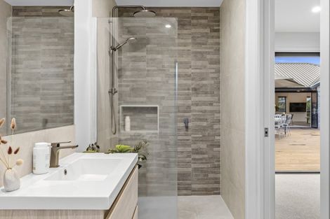 Photo of property in 17 Riverpoint Glade, Flagstaff, Hamilton, 3210