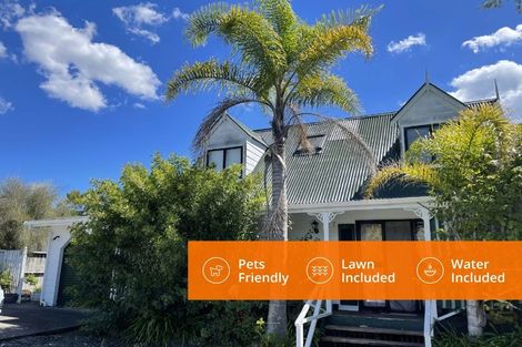 Photo of property in 11 Scarlock Avenue, Browns Bay, Auckland, 0630