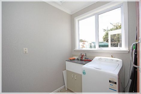 Photo of property in 7 Harlech Street, Levin, 5510