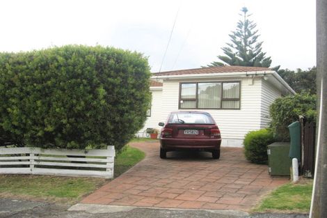 Photo of property in 108 Tilley Road, Paekakariki, 5034
