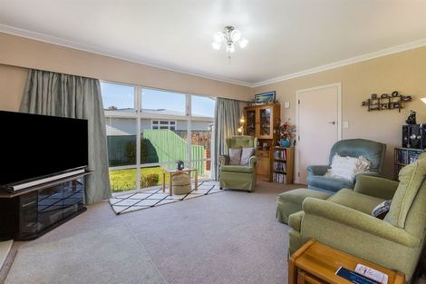 Photo of property in 634 Queen Street East, Levin, 5510