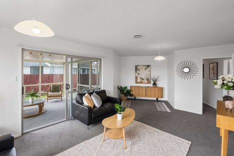 Photo of property in 34 Valecrest Avenue, Parklands, Christchurch, 8083