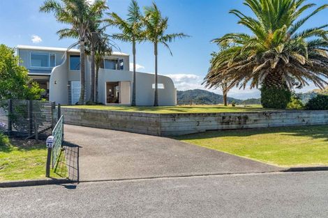 Photo of property in 43 Cullen Street, Mangawhai Heads, Mangawhai, 0505