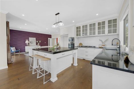 Photo of property in 16 Evelina Lane, Flat Bush, Auckland, 2019