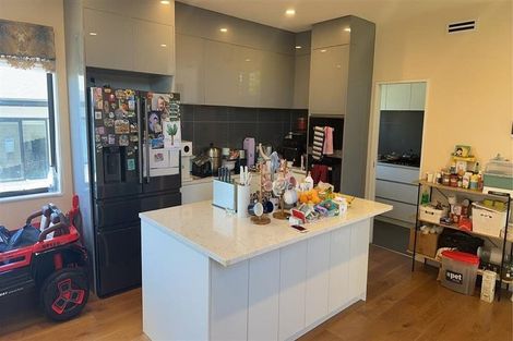 Photo of property in 86 Fairview Avenue, Fairview Heights, Auckland, 0632