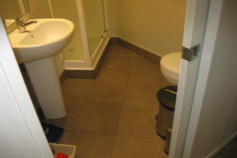 Photo of property in Terrace Tower Apartments, 4a/126 The Terrace, Wellington Central, Wellington, 6011